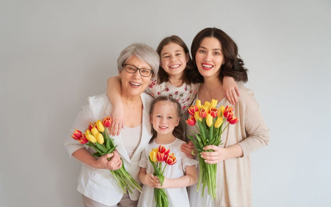 Dzień kobiet – kolacja w restauracji czy przyjęcie w domu?